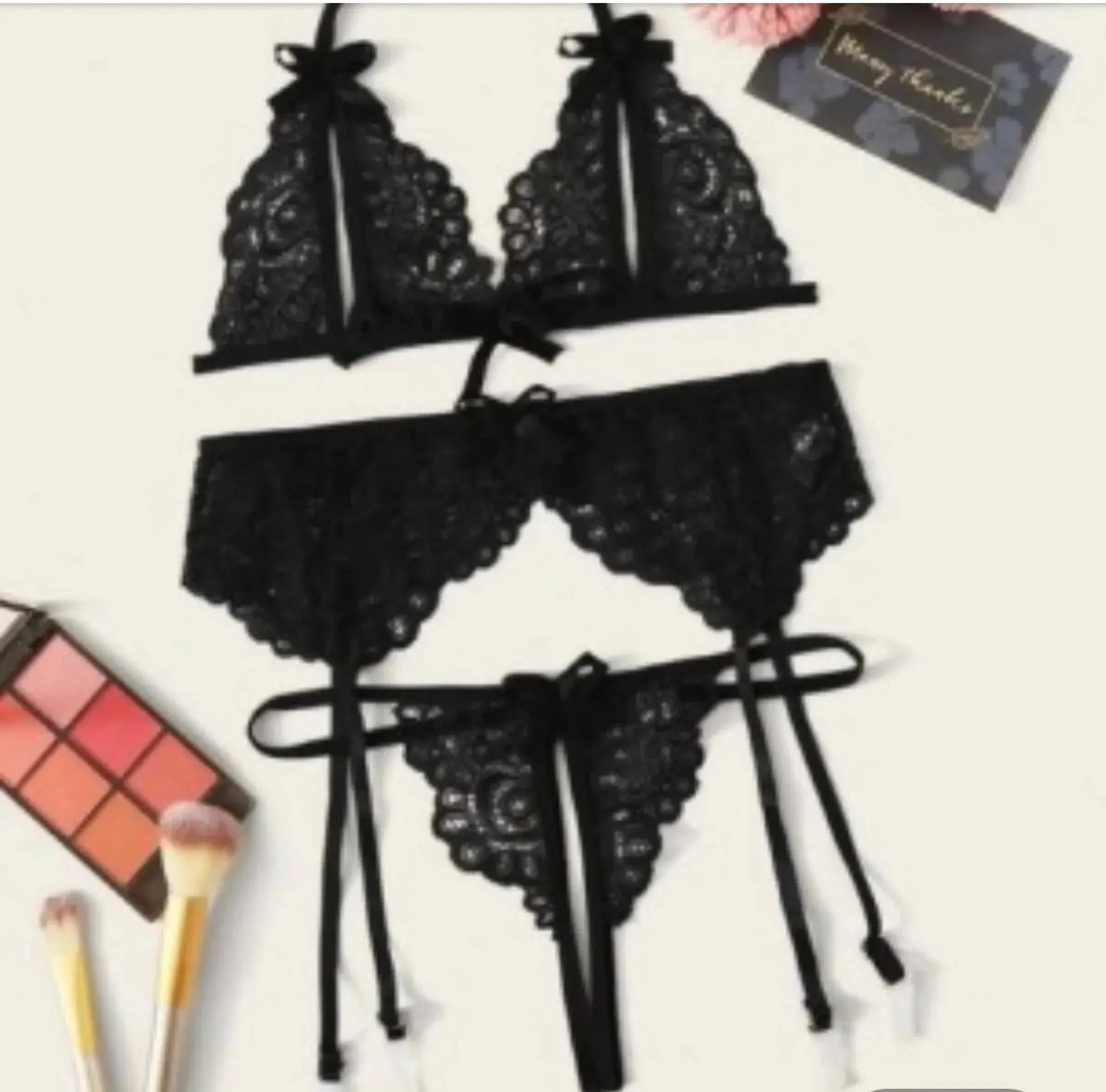 Center Cut Lace Lingerie 3-Piece Set La Belle Fantastique