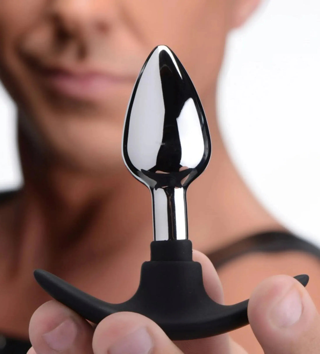 Dark Invader Metal and Silicone Plug Small XR Brands