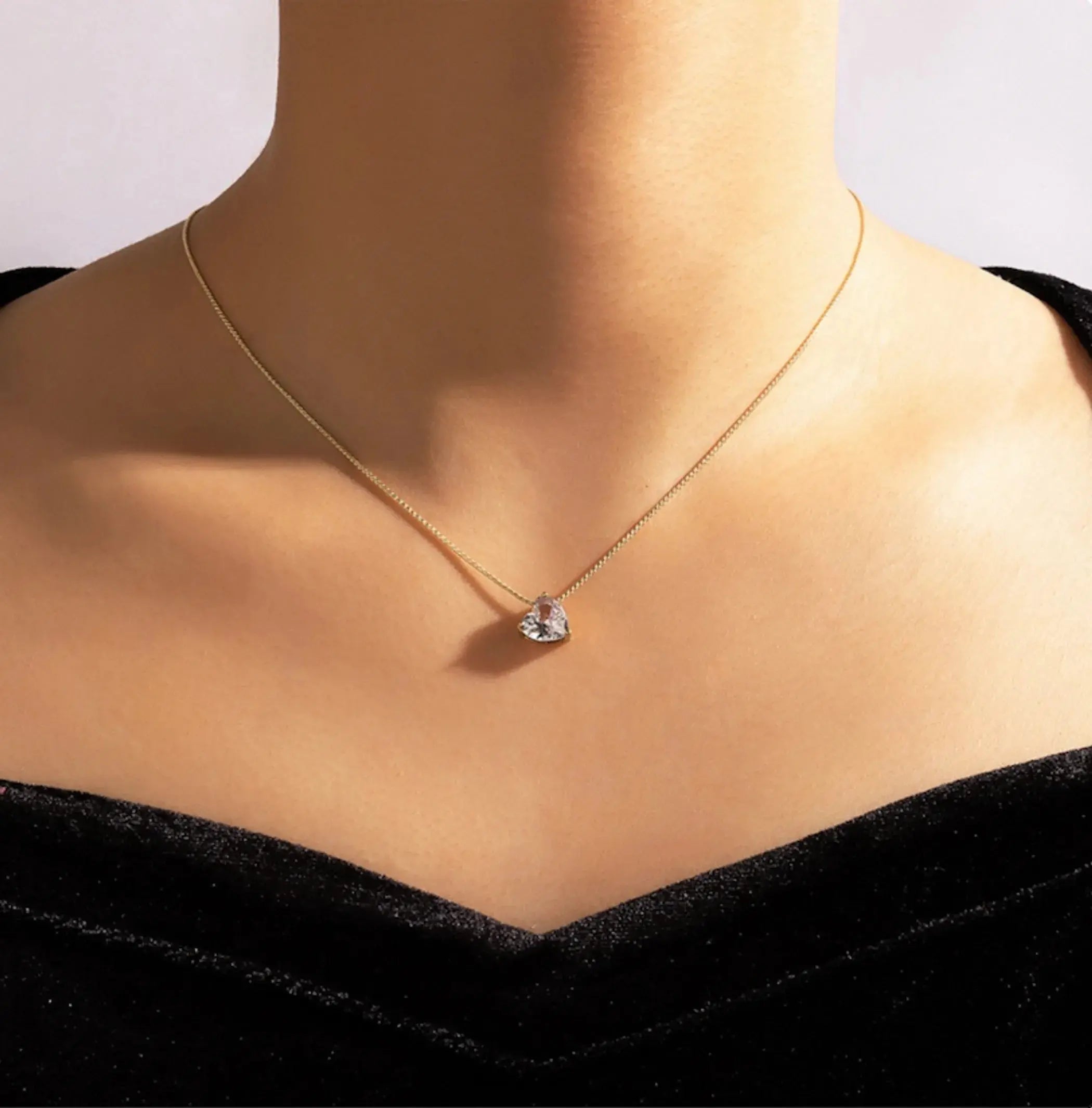 Gorgeous Zircon Diamond Heart Clavicle Chain La Belle Fantastique