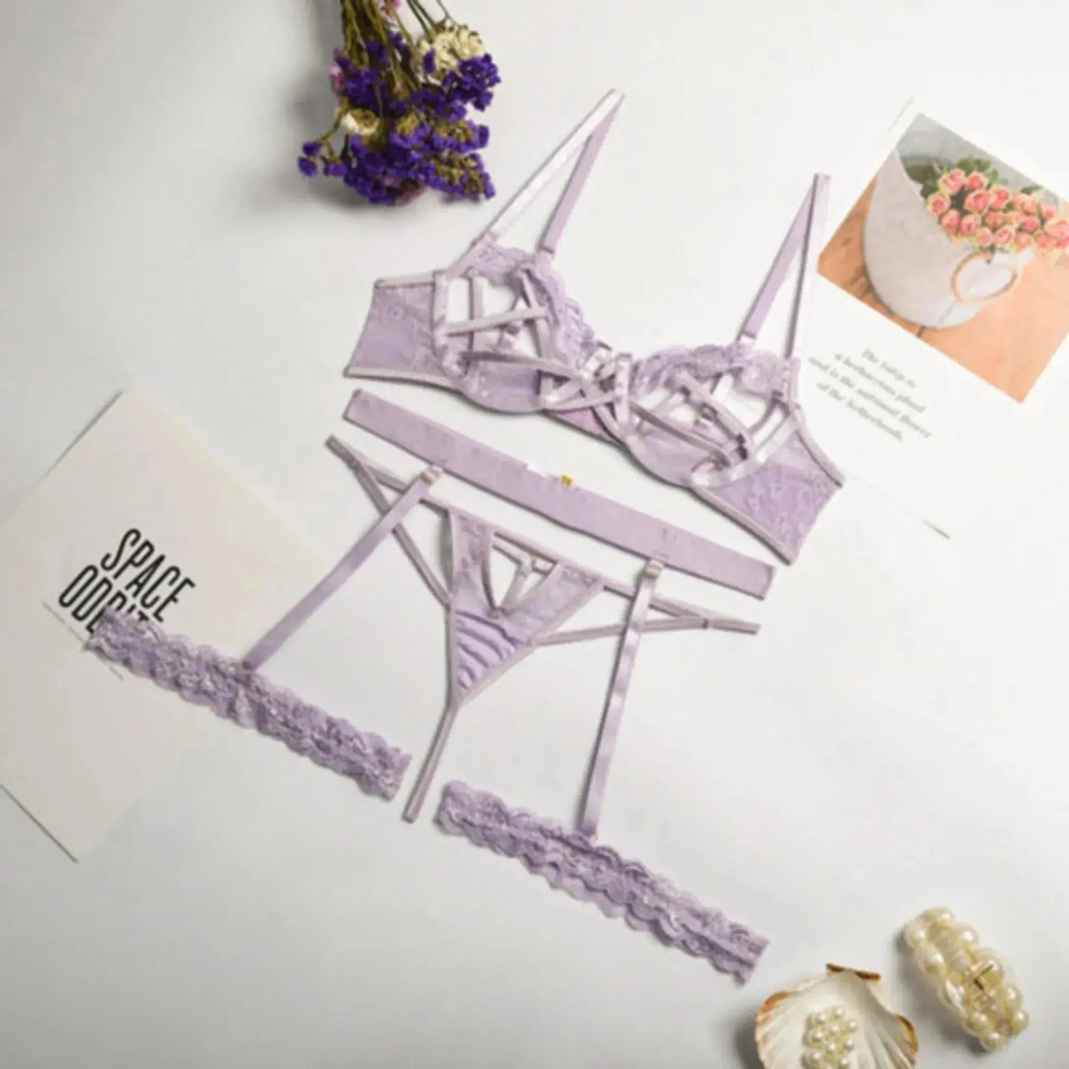 Isabella Lace Lingerie Set La Belle Fantastique