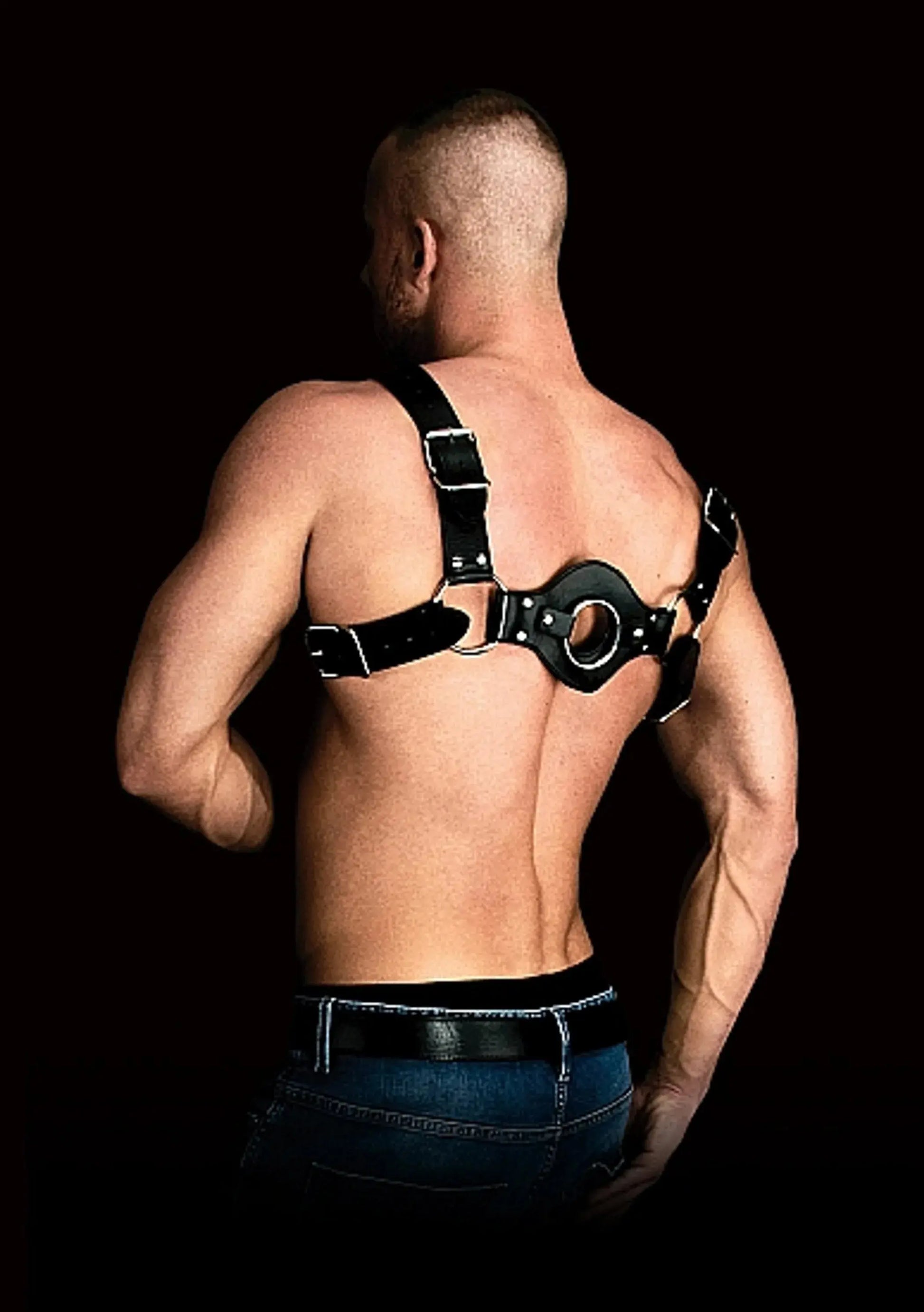 Ouch! Costas Solid Structure Black Harness Shots America