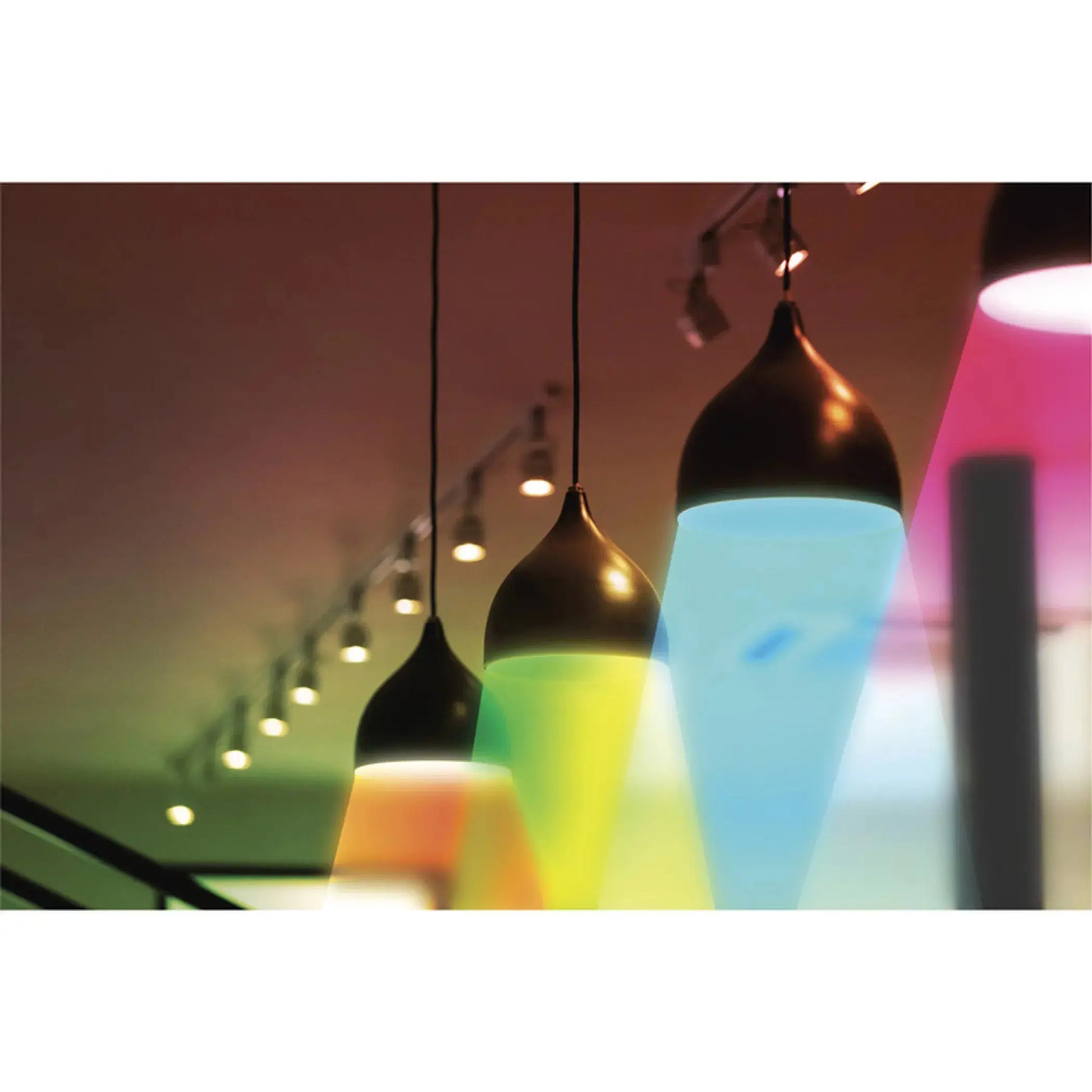 RGBW LED Bulb With Remote CIAO Tech