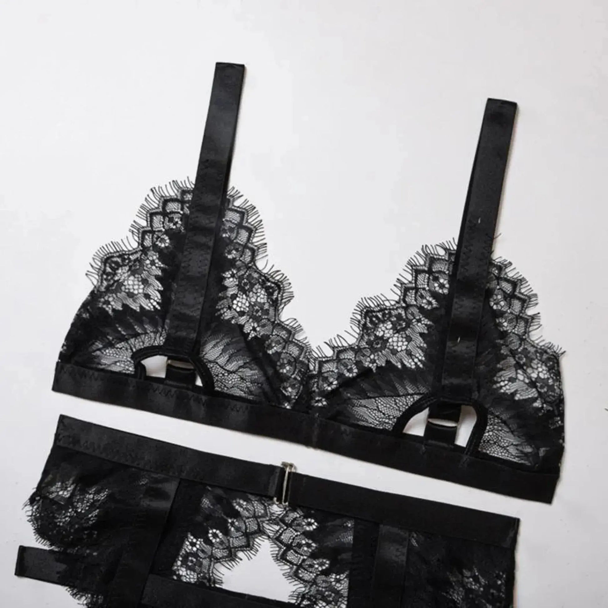 Satin and Eyelash Lace Garter Belt and G-String Set La Belle Fantastique
